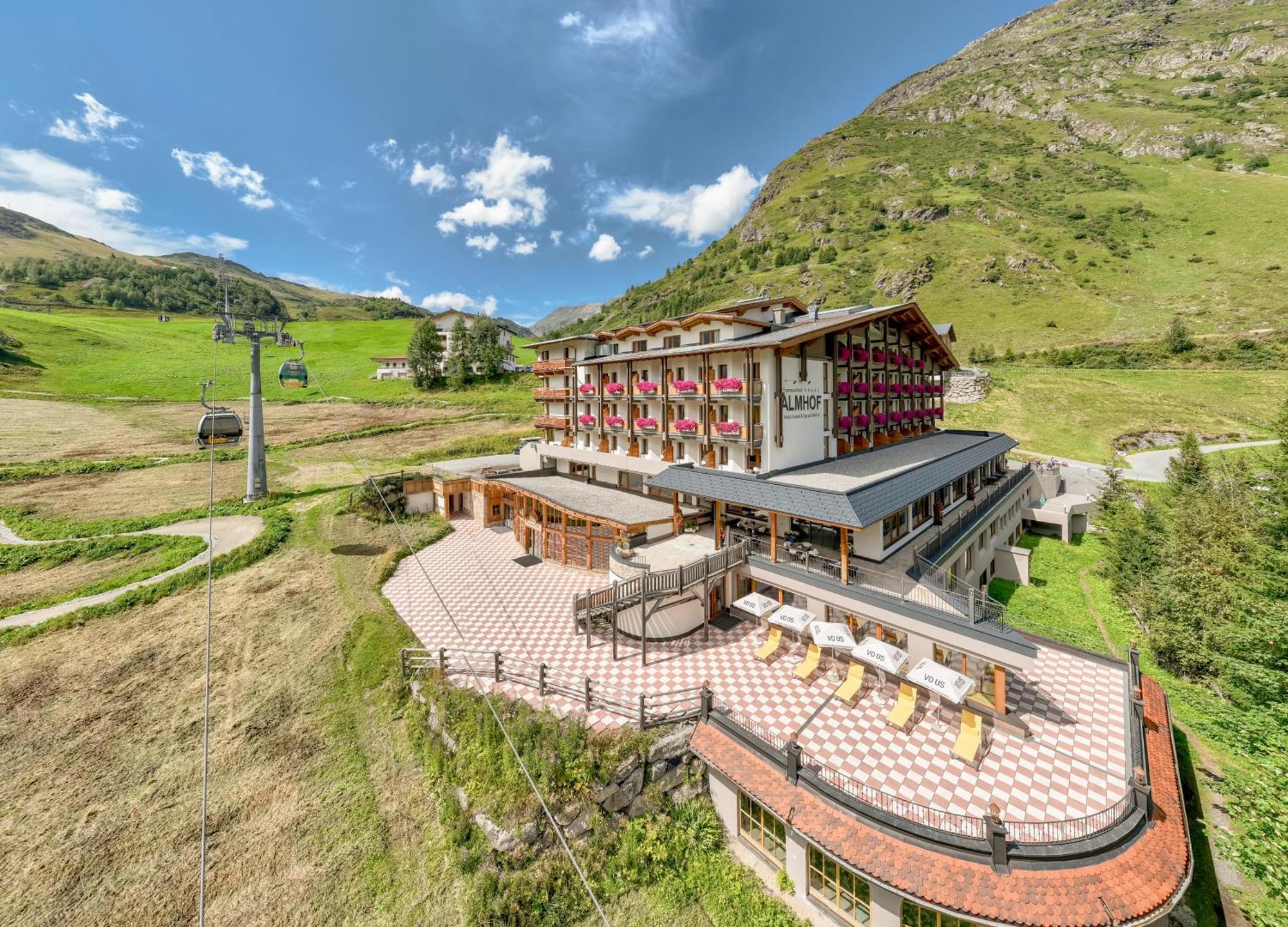 Hotel Almhof Galtuer Exterior photo